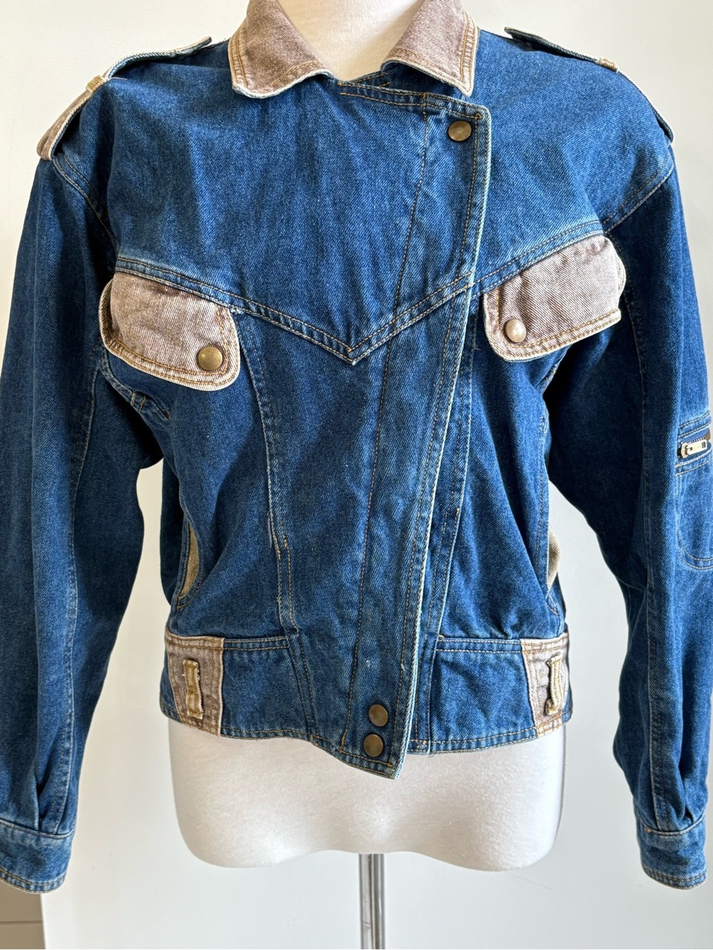 Vintage New York Girl Colorblock Denim Jacket | Retro 80s/90s Blue Jean MED